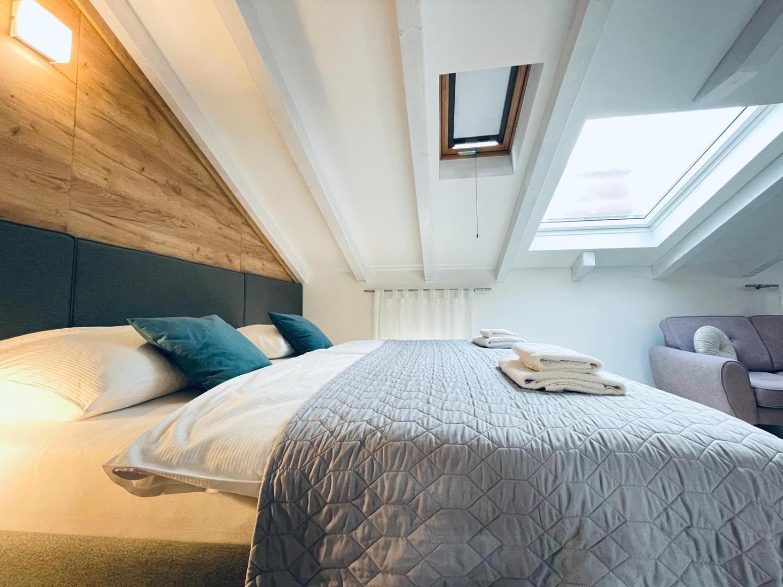Fazana City Rooms With Free Parking ภายนอก รูปภาพ