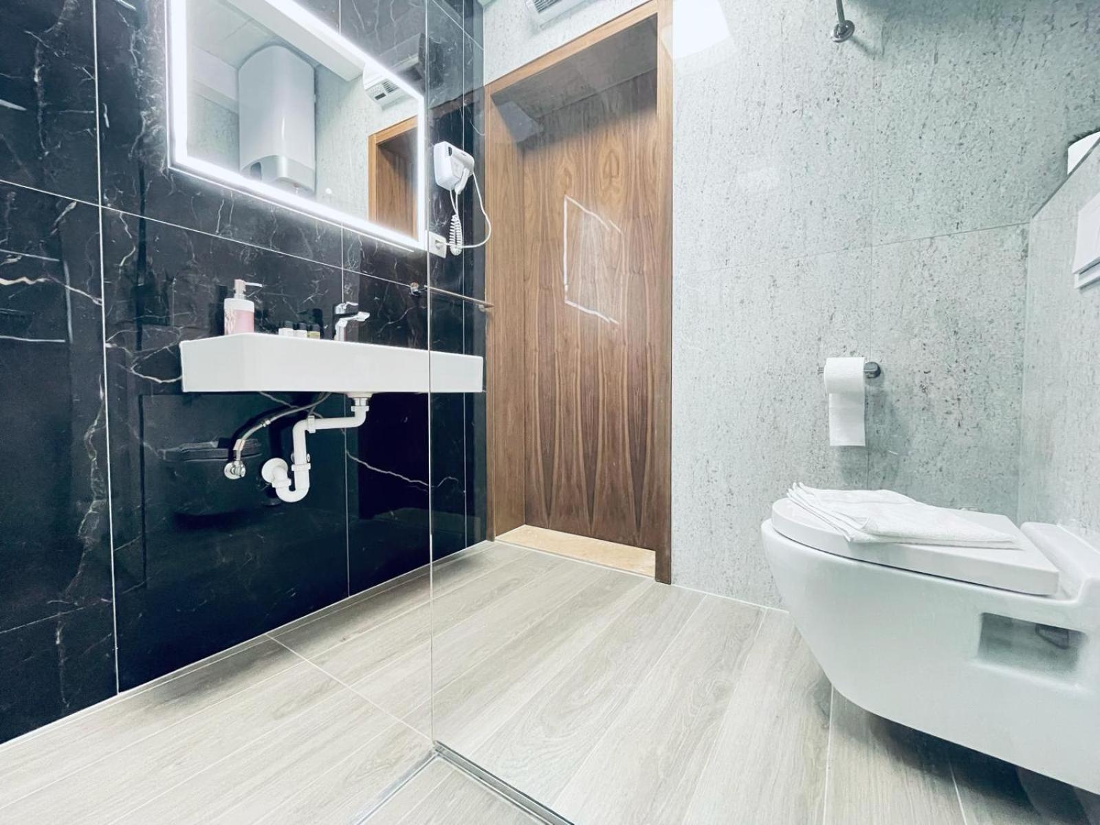 Fazana City Rooms With Free Parking ภายนอก รูปภาพ